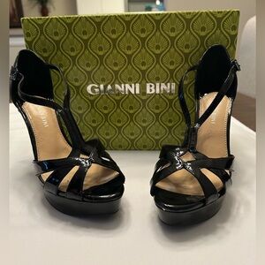 Gianni Bini Black Patent Leather Heels